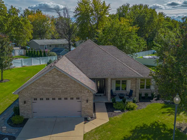 3425 Mouton Ct, Bourbonnais, IL 60914