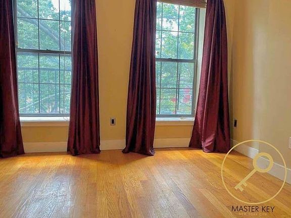 4th image of 885 Saint Johns Pl #10B