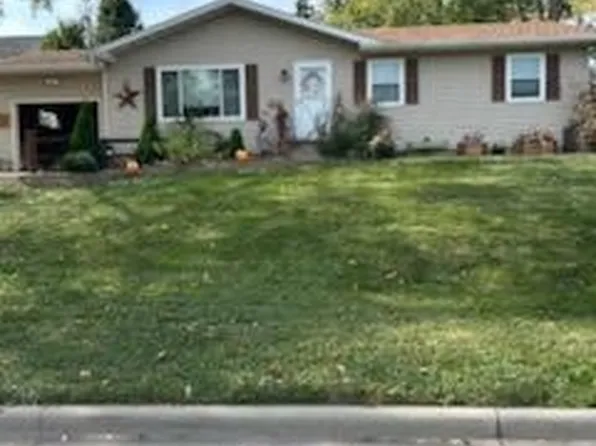 224 Case St, Baraboo, WI 53913