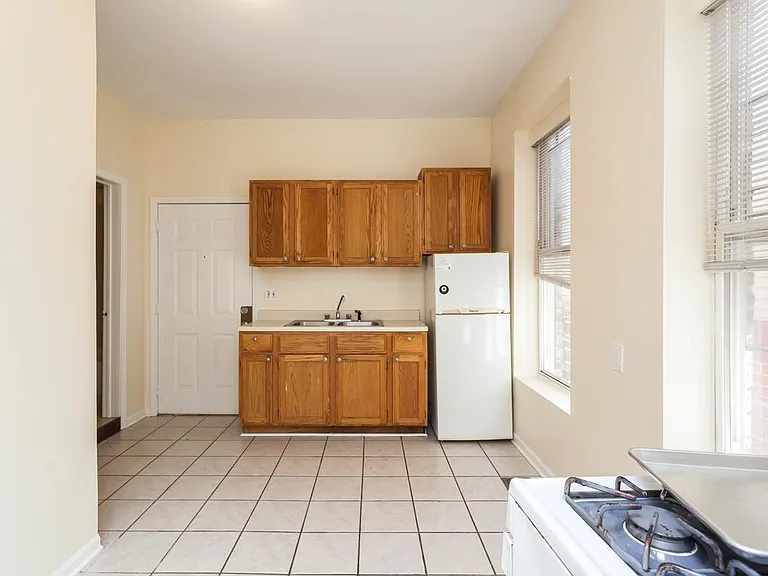1310 N Artesian Ave #1R — Photo 28