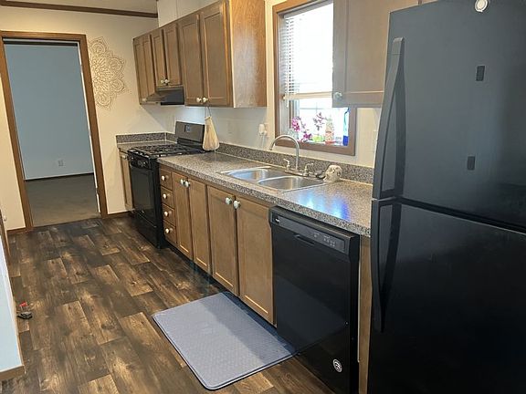 4th image of 3305 Chippewa Ln