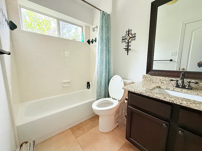 525 Abbey Ct — Photo 19