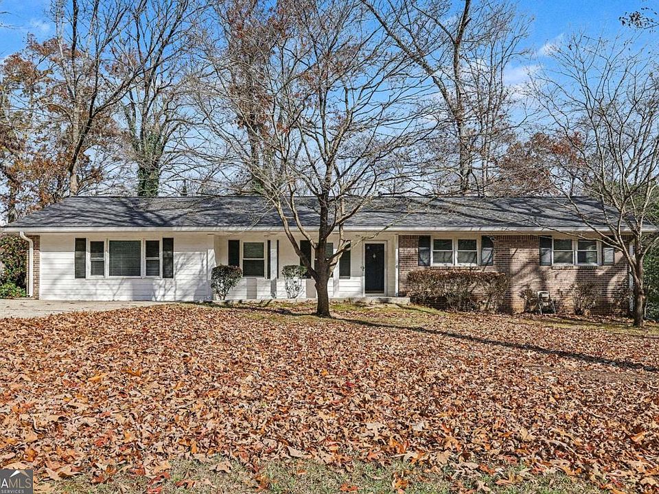 1st image of 558 Dorsey Cir SW