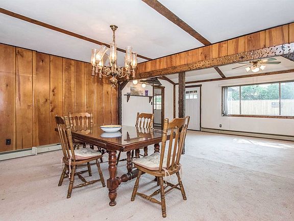 5th image of 44 Martin Ln