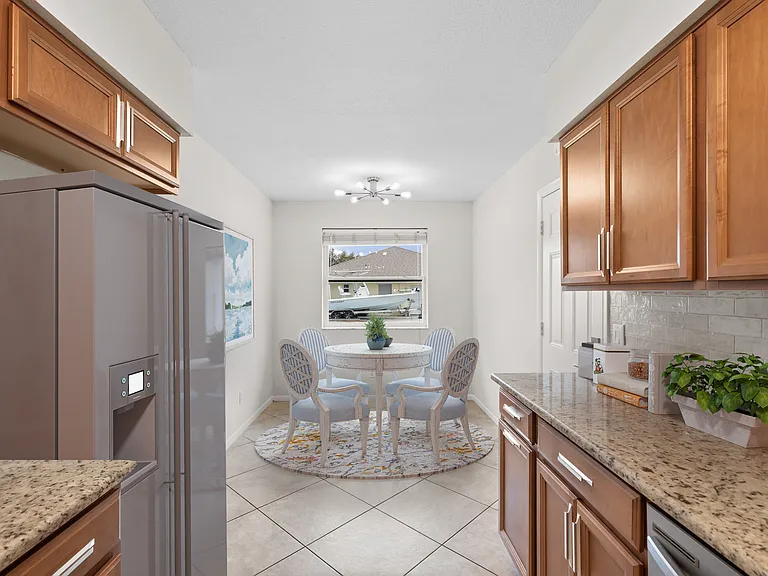 2861 SE Calvin St — Photo 12