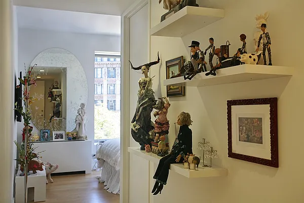 Sold by Corcoran | media 19