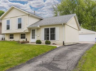 6319 Langdon Ave SW, Cedar Rapids, IA 52404