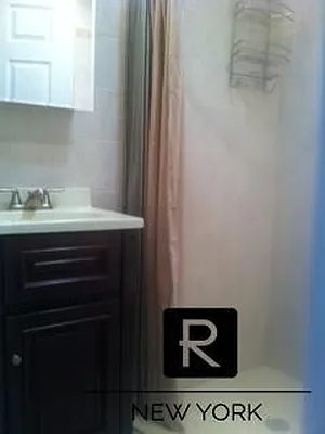 Rented by R New York | media 5