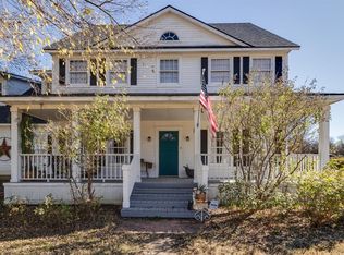 301 Cooks Ln, Fort Worth, TX 76120