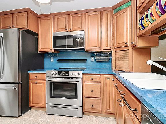 4th image of 7308 Pebblestone Dr APT C