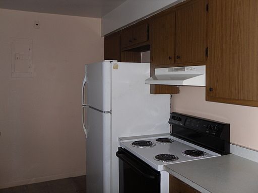 2nd image of 483 E Jessup Ave