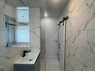 148 E 95th St APT 2R, Brooklyn, NY 11212