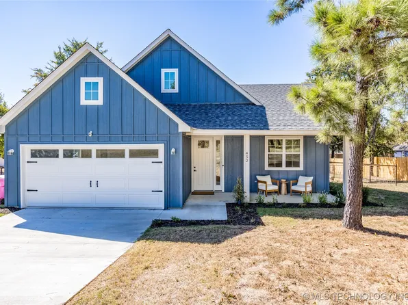 452 W 2nd St, Durant, OK 74701