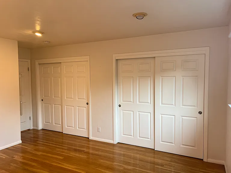 310 Alma Ln — Photo 22