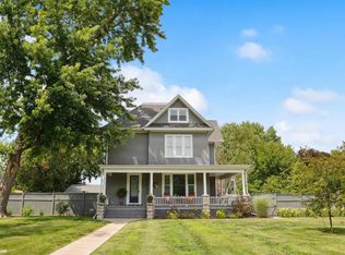 2812 West Ave, Burlington, IA 52601