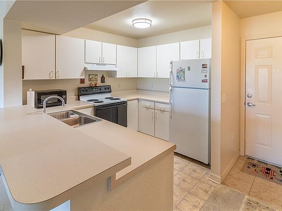 5th image of 8297 Key Royal LN #322