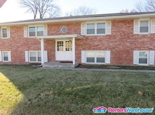 608 Knoll Dr APT 1, Norwalk, IA 50211