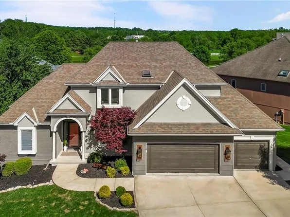 8801 N Farley Ave, Kansas City, MO 64157