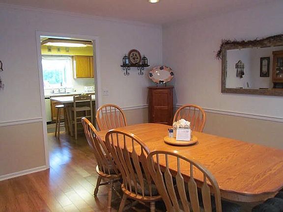 Formal dining room