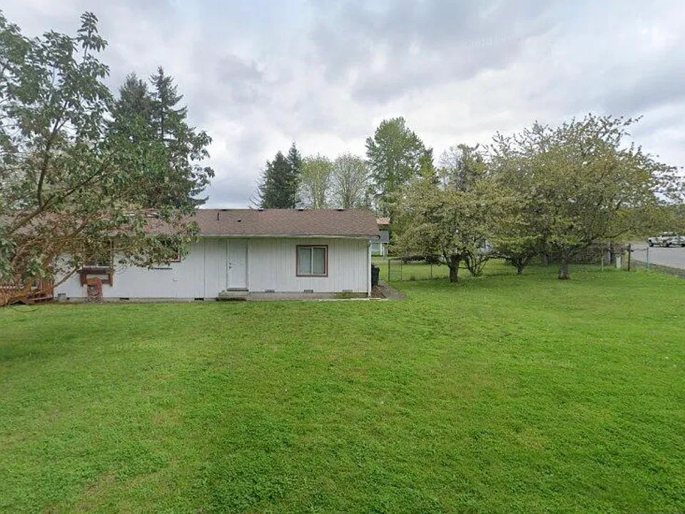 100 Eagle Glen Ct