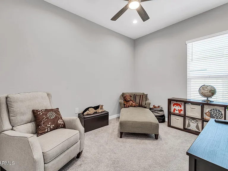 10518 W Albert Ln — Photo 23
