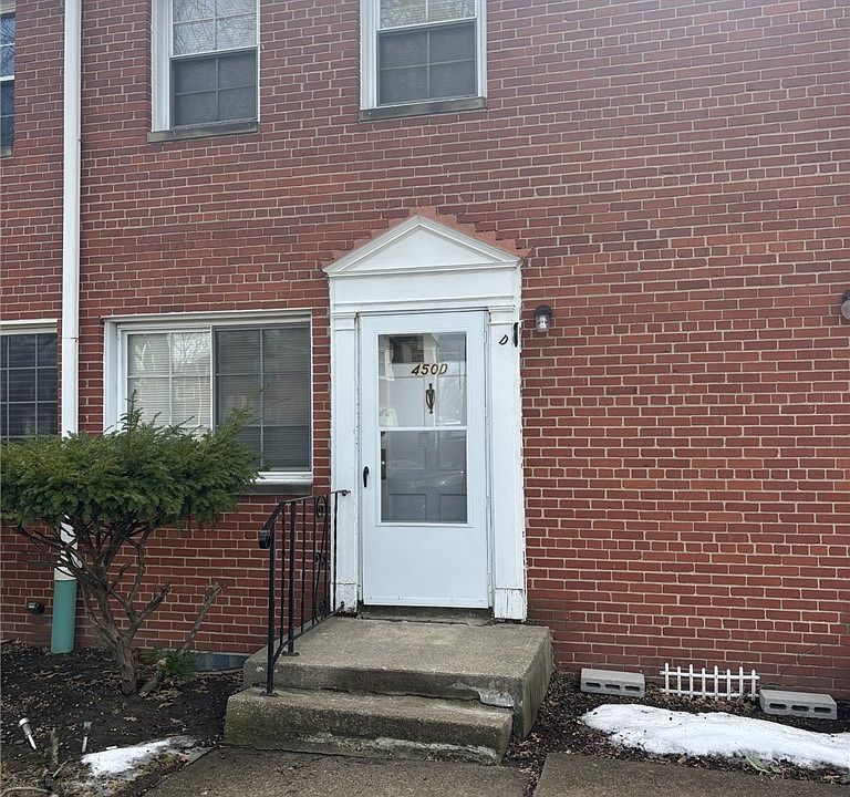 1st image of 450 Kenwood Dr #D-12