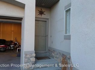1598 W Wyngate Park Dr, South Jordan, UT 84095