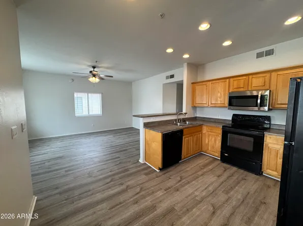 510 W University Drive #208, Tempe, AZ 85281