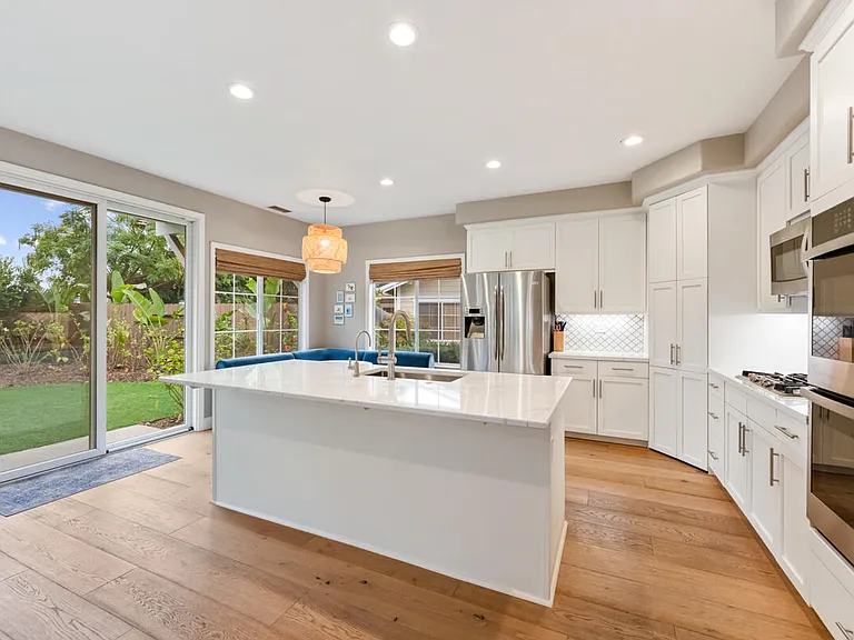200 Oak View Ln — Photo 12