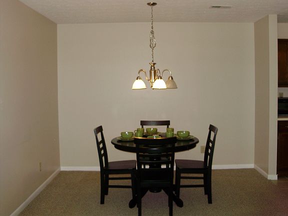 eagleviewdinrmp1240079.jpg