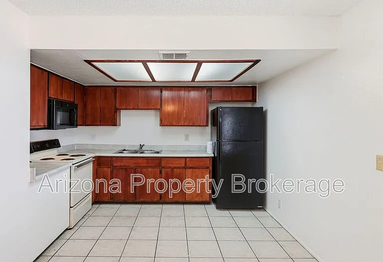 21632 N 23rd Ave #14 — Photo 18