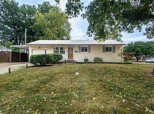 1650 Crowder Dr, Florissant, MO 63031