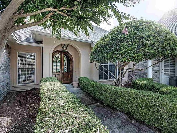 4th image of 134 Cypress Lake Blvd S