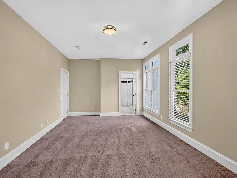 4811 Old Course Dr — Photo 34