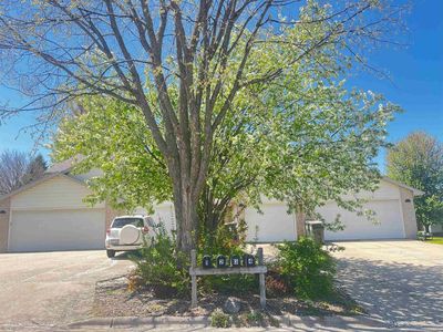 590 Kelvington Drive, Sun Prairie, WI, 53590