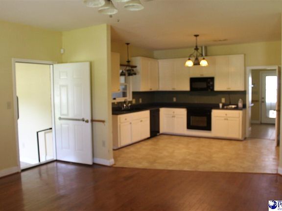 3rd image of 413 McTavish Moor Ct