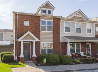 1016 Somerset Springs Dr, Spring Hill, TN 37174