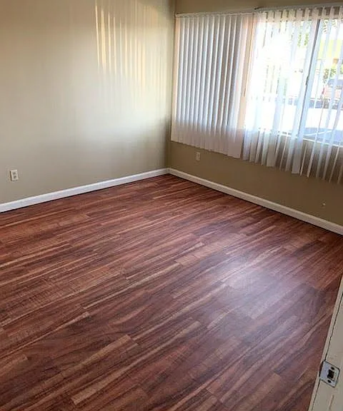 475 N Midway Dr #148 — Photo 3