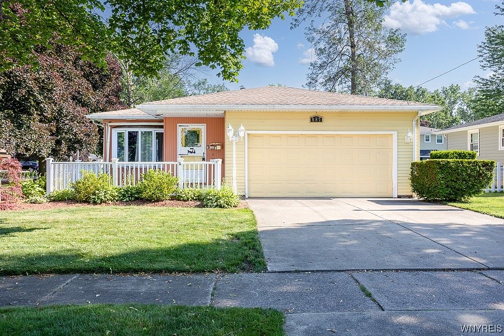887 Remington Dr, North Tonawanda, NY 14120 Zillow