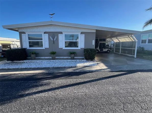 624 Queen Palm St, Largo, FL 33778