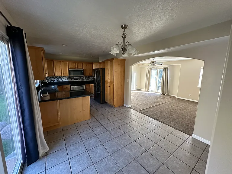 10556 N Sage Vista Ln — Photo 6