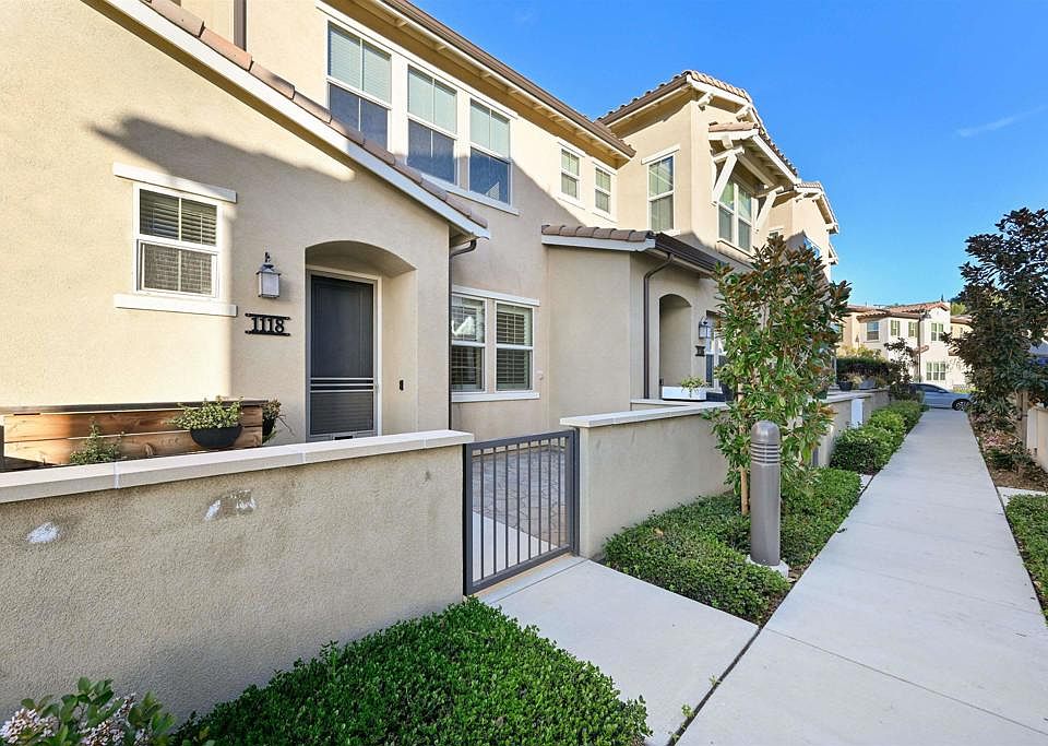 1st image of 1118 Delpy View Point