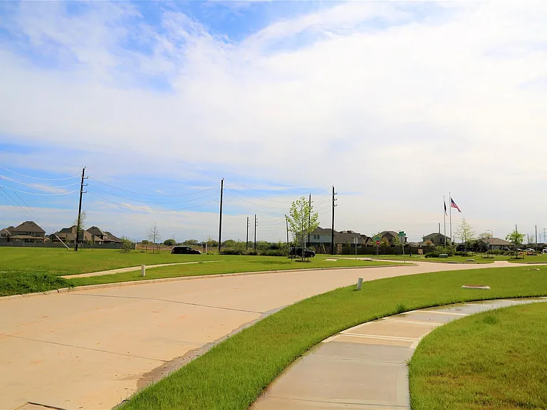 8139 Fairfield Manor Way — Photo 36