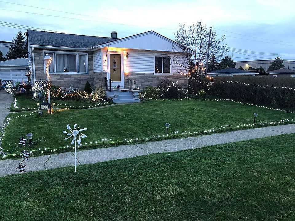 1st image of 90 Wallace Ave