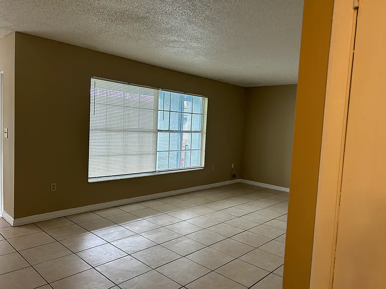 5214 Curry Ford Rd #206 — Photo 12