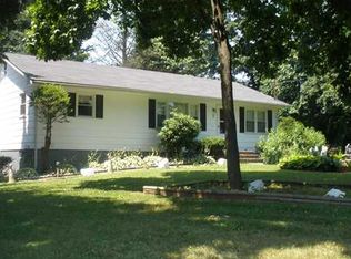 7 Walter Scott Cir, Middletown, NY 10941