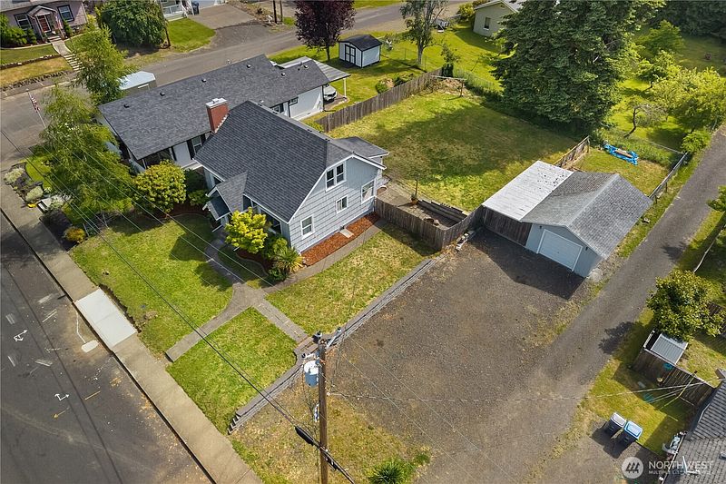 3rd image of 520 N Church Street