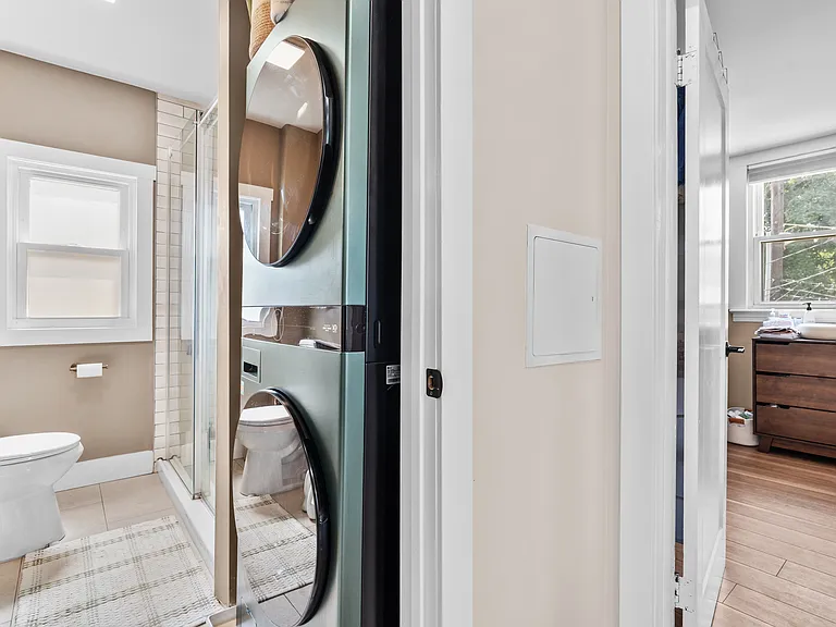 Laundry in-unit