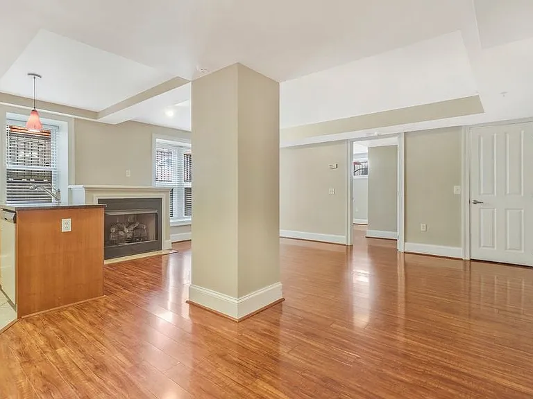 1750 16th St NW #4 — Photo 3