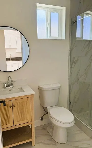 6851 1/2 N De Celis Pl — Photo 3